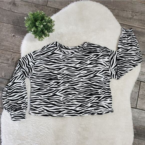 Candie's Zebra Stripe Print Crop Top Blouse, Size Large - Picture 1 of 6